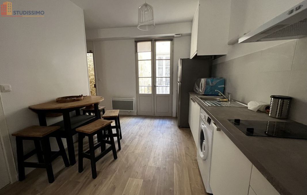 Studio meublé 40m² Bordeaux centre - Lumineux, étage 1/2 - Photo 9