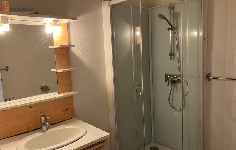 Studio meublé 30m² Bordeaux centre - Grand, proche Pey-Berland - Photo 1