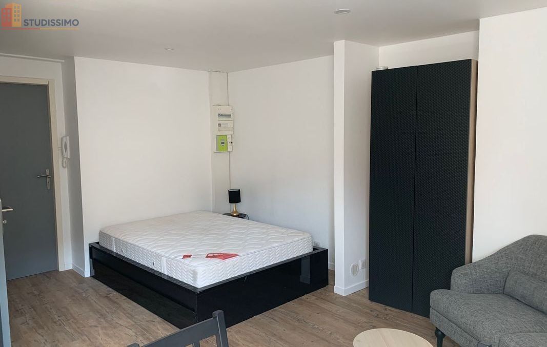 Studio meublé 25m² Bordeaux centre - Rénové, proche CHU - Photo 1