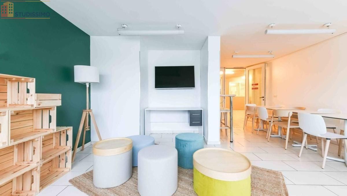 Studio meublé 18m² Cenon 33150 - Meublé, 1 pièce - Photo 1