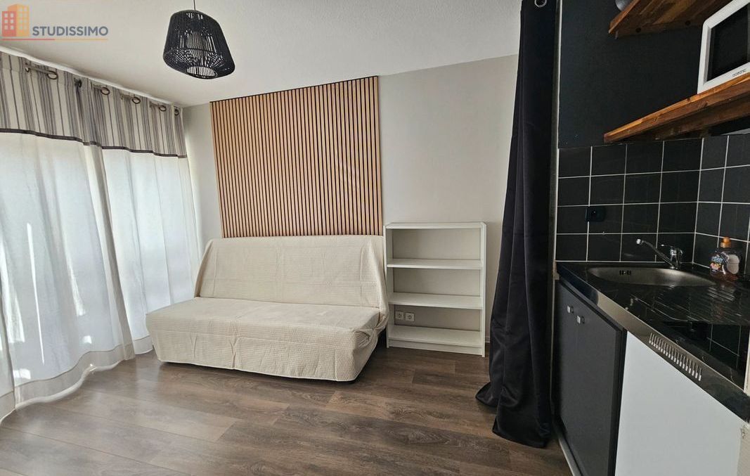 Studio meublé 17m² Rennes centre - Meublé, 1er étage - Photo 2