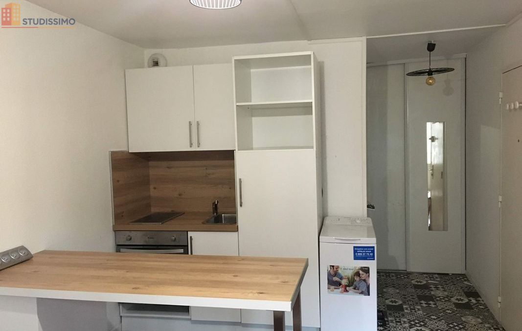 Studio 24m² Bordeaux centre - Meublé, calme et lumineux - Photo 3