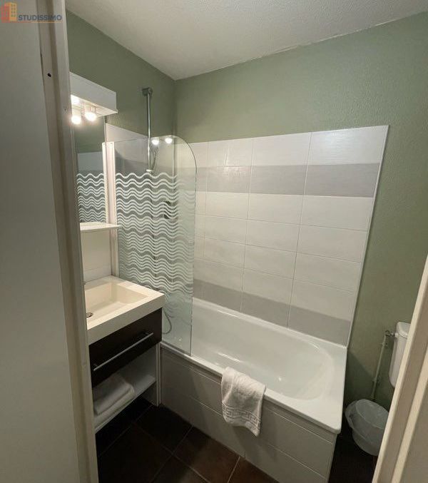Studio meublé 17m² Bordeaux 33300 - Meublé, lumineux - Photo 1