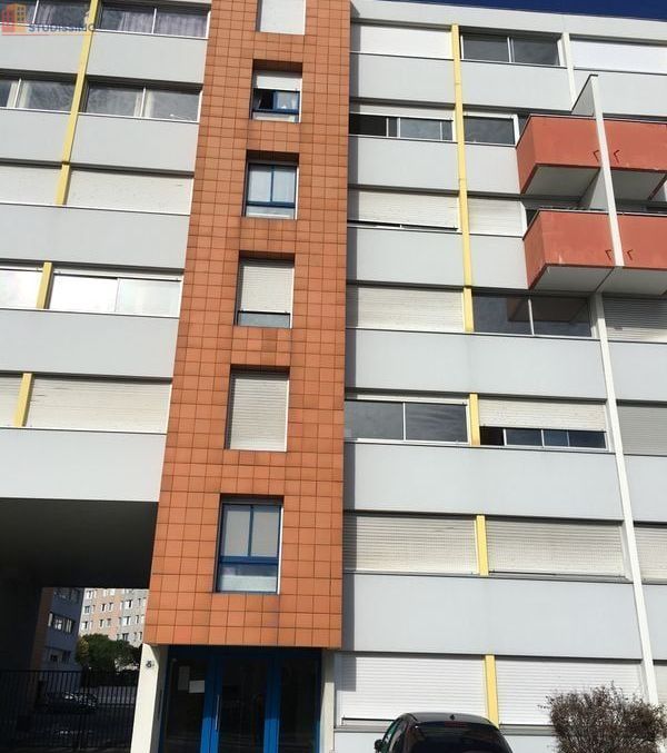 Studio meublé 20m² Talence - Rénové, parking - Photo 14