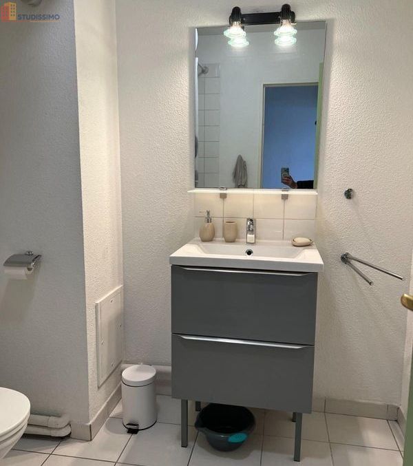 Studio meublé 24m² Montpellier centre - Lumineux, 5e étage - Photo 2
