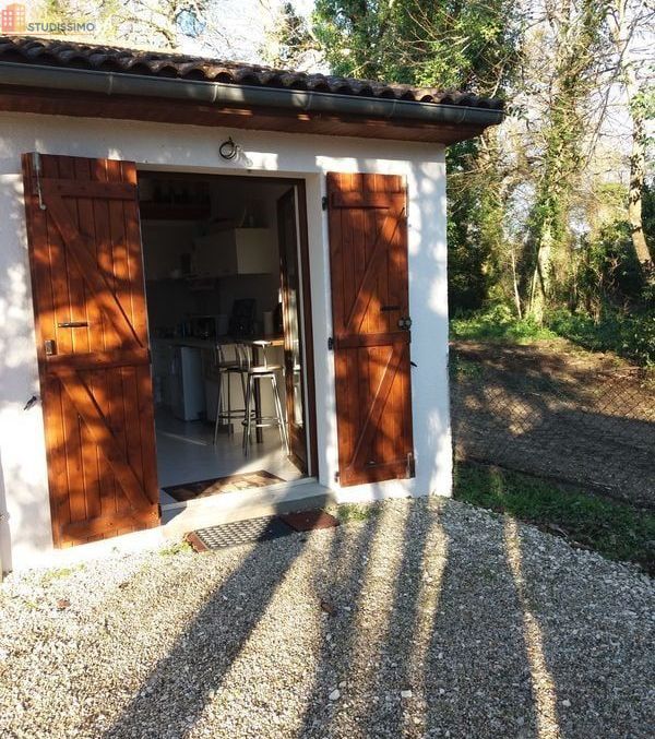 Studio meublé 35m² Saint-Laurent-des-Combes - Calme, bien équipé - Photo 3