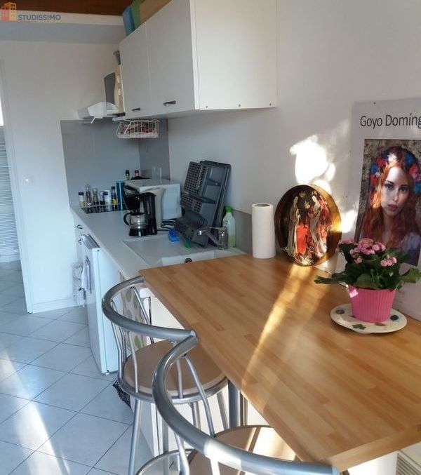 Studio meublé 35m² Saint-Laurent-des-Combes - Calme, bien équipé - Photo 1
