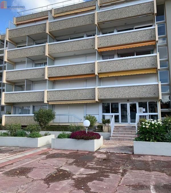 Studio meublé 19m² Arcachon - Meublé, 3e étage - Photo 2