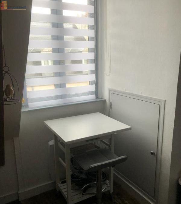 Studio meublé 11m² Rennes centre - Lumineux, 4e étage - Photo 1