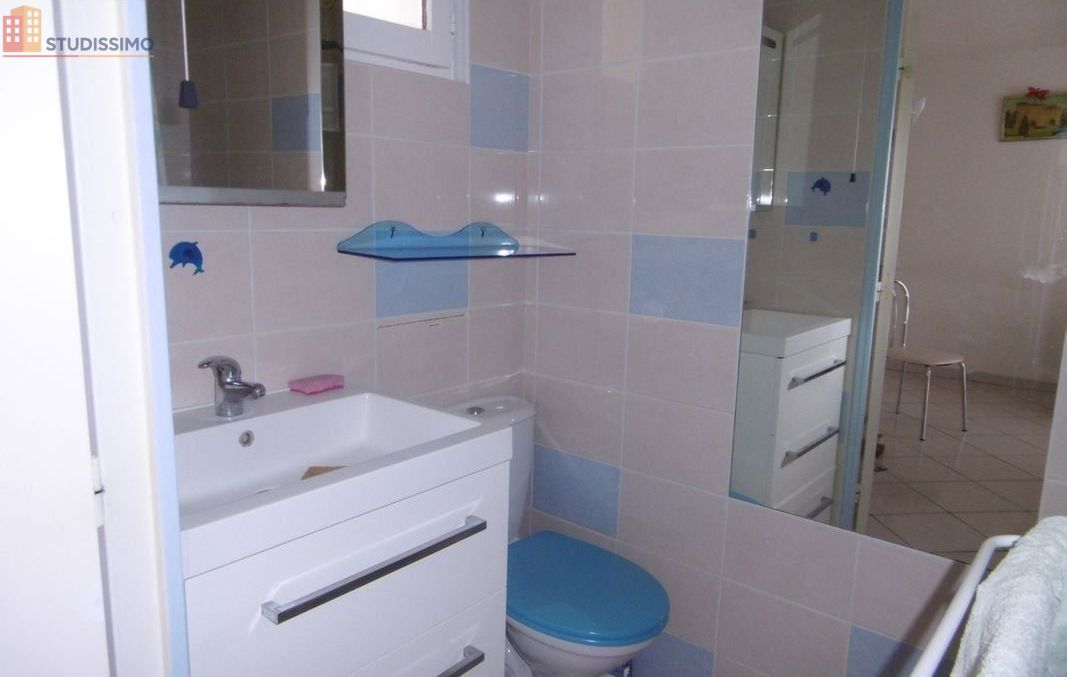 Studio 24m² Balaruc-les-Bains - Meublé, garage - Photo 2