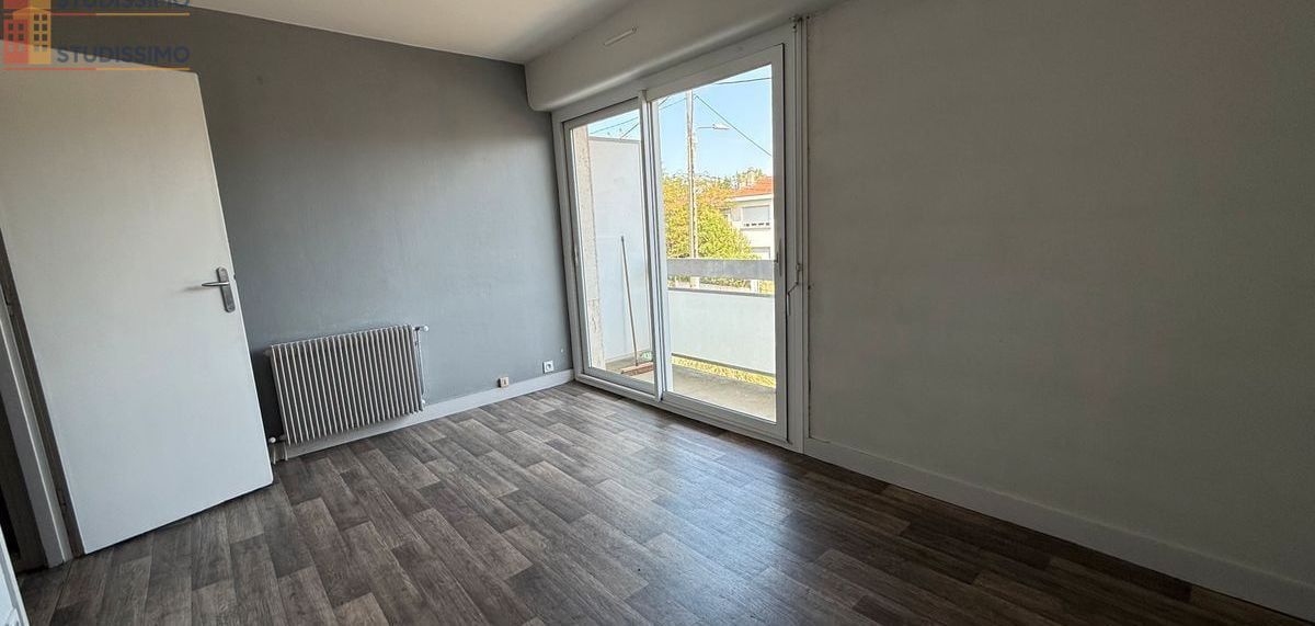 Studio 19m² Talence - Parking - Photo 4