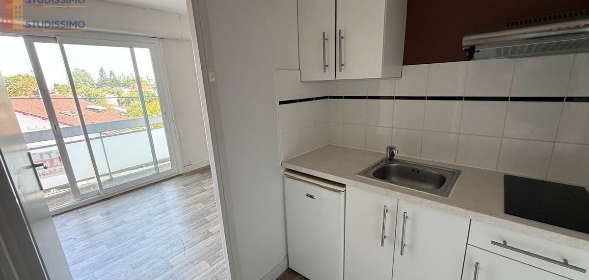 Studio 19m² Talence - Parking - Photo 1