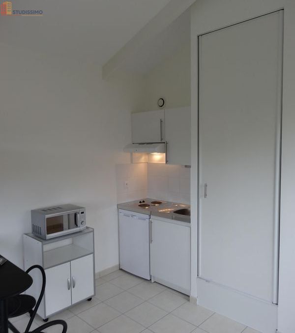 Studio meublé 24m² Bordeaux centre - Calme, proche tram - Photo 2