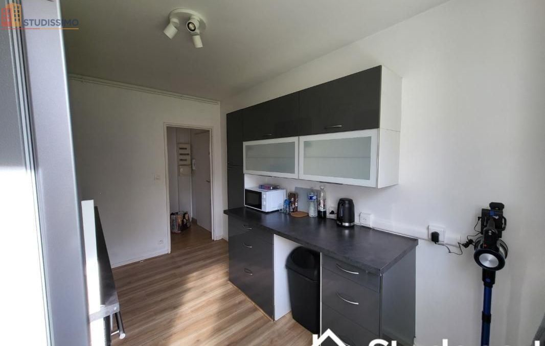Studio meublé 9m² Saint-Jacques-de-la-Lande - Meublé, DPE A - Photo 1