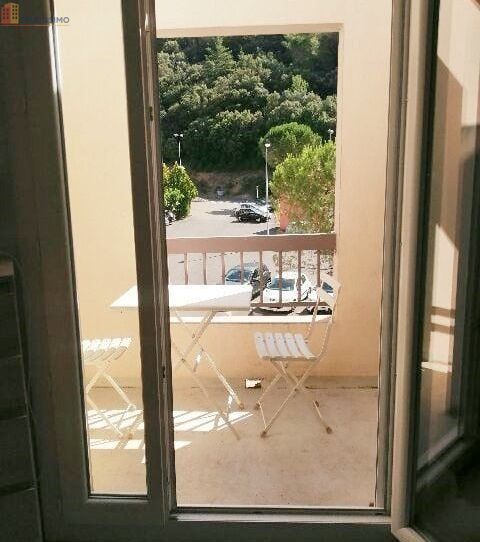 Studio meublé 18m² Lamalou-les-Bains - Balcon, wifi - Photo 3