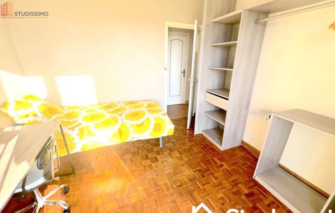 Studio meublé 10m² Rennes centre - Lumineux, 5e étage - Photo 2