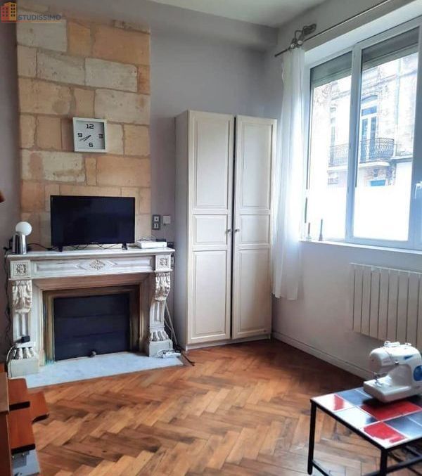 Studio meublé 25m² Bordeaux centre - Mezzanine, cachet - Photo 4