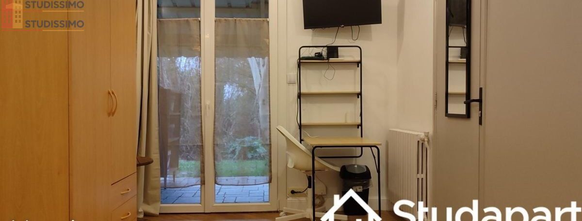Studio meublé 12m² Rennes centre - Calme, lumineux - Photo 2