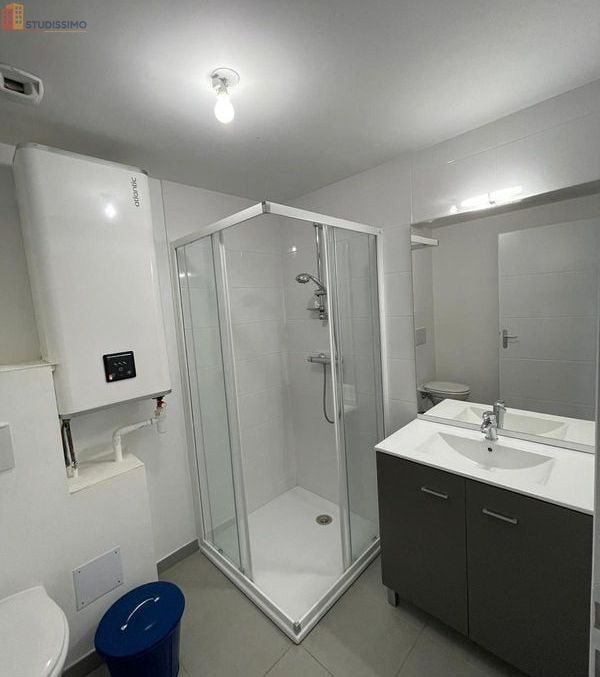 Studio meublé 25m² Redon - Meublé, DPE C - Photo 3