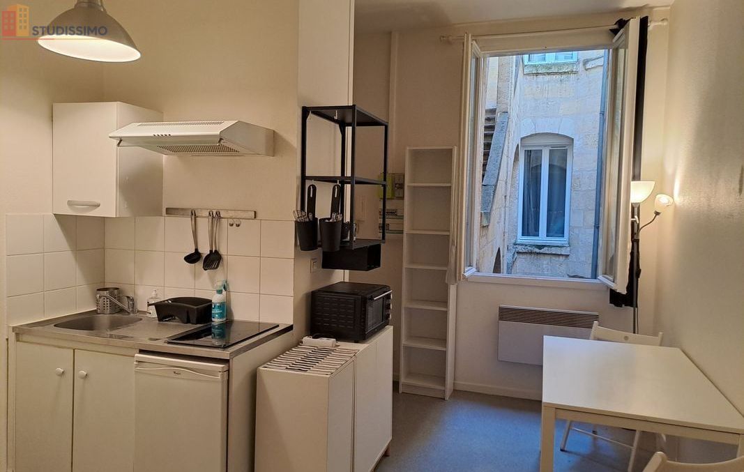Studio meublé 19m² Bordeaux centre - Calme, meublé - Photo 4