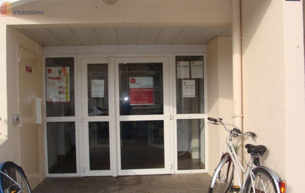 Studio meublé 19m² Bordeaux centre - Lumineux, vue dégagée - Photo 7