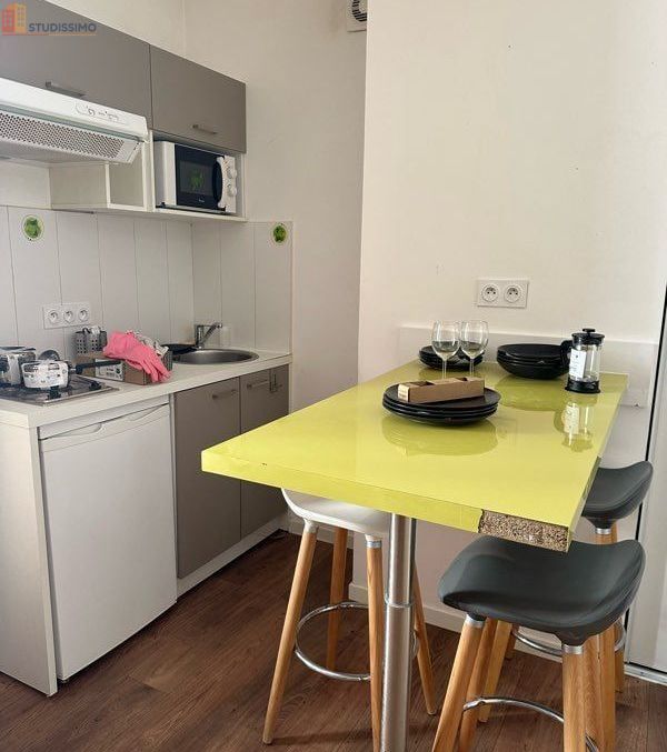 Studio meublé 23m² Montpellier centre - Terrasse, meublé - Photo 2