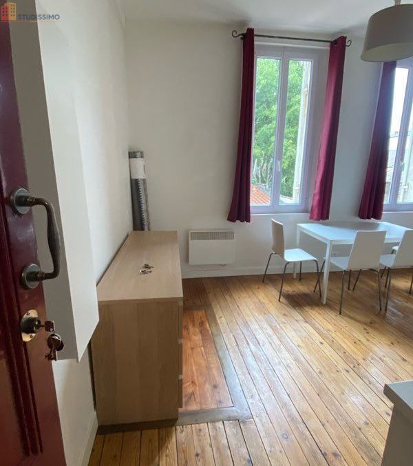 Studio meublé 25m² Bordeaux gare - Lumineux, proche transports - Photo 3