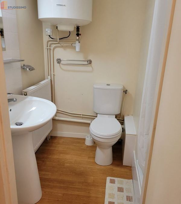 Studio meublé 20m² Libourne centre - Balcon, 1er étage - Photo 2