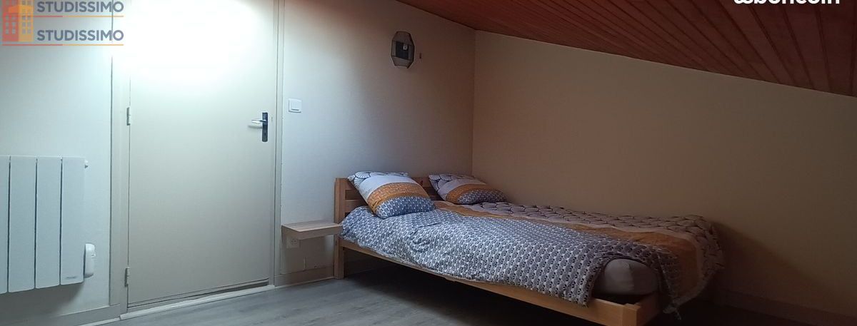 Studio meublé 27m² Montfort-sur-Meu - Coin chambre, meublé - Photo 1
