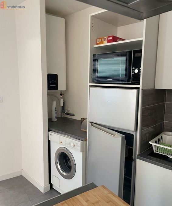 Studio meublé 28m² Béziers - Lumineux, 2e étage - Photo 4