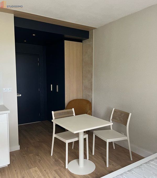Studio meublé 19m² Saint-Malo - Meublé, DPE D - Photo 2