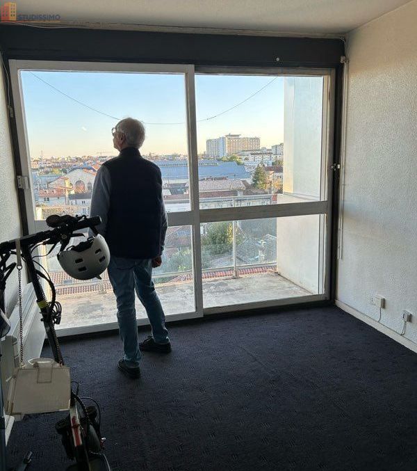 Studio 18m² Bordeaux - calme, lumineux - Photo 3