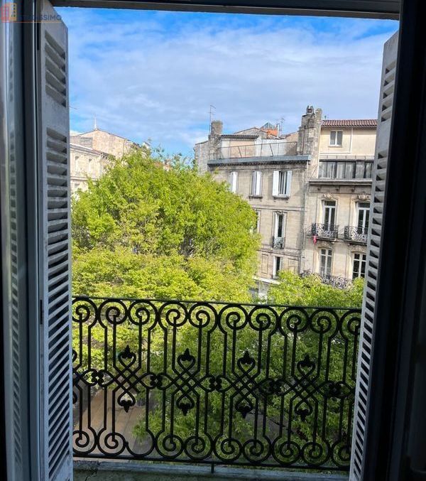 Studio meublé 24m² Bordeaux centre - Lumineux, plein centre - Photo 6