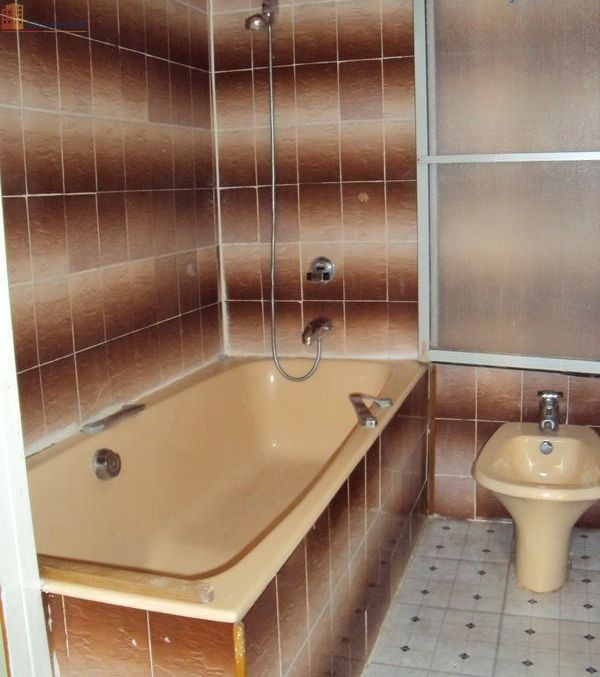 Studio meublé 20m² Béziers - Proche Paul Riquet, cour 50m² - Photo 1