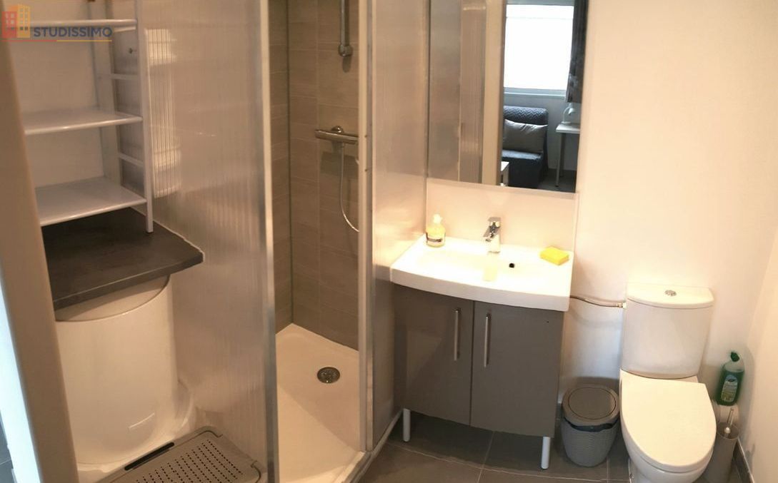 Studio meublé 16m² Rennes centre - Proche gare, étudiant - Photo 2
