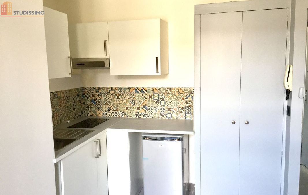 Studio meublé 15m² Montpellier Boutonnet - Meublé, 2e étage - Photo 2