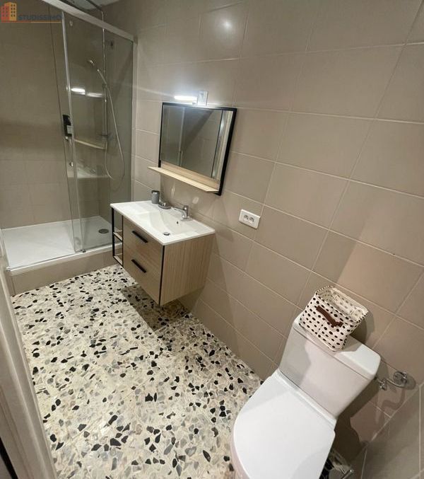 Studio meublé 24m² Sérignan - Meublé, proche commodités - Photo 1
