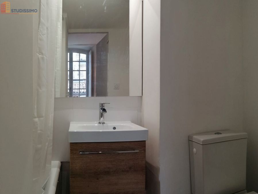 Studio meublé 17m² Bordeaux centre - Proche Parlement, lumineux - Photo 8