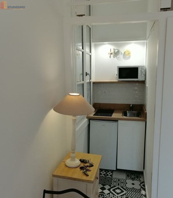Studio meublé 17m² Bordeaux centre - Proche Parlement, lumineux - Photo 2