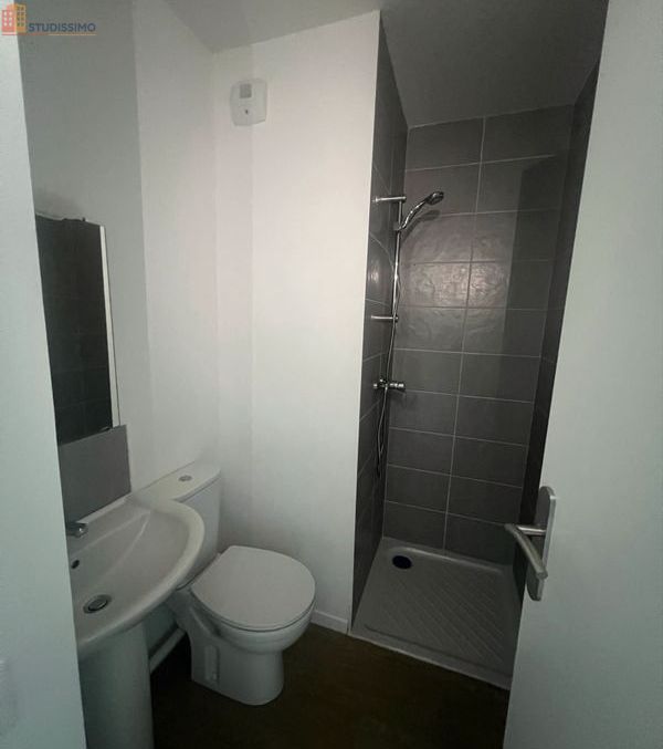 Studio 13m² Bruges (Bordeaux) - Résidence étudiante, proche commerces - Photo 4