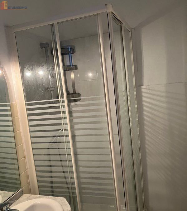 Studio meublé 25m² Bordeaux centre - Meublé, 4e étage - Photo 2