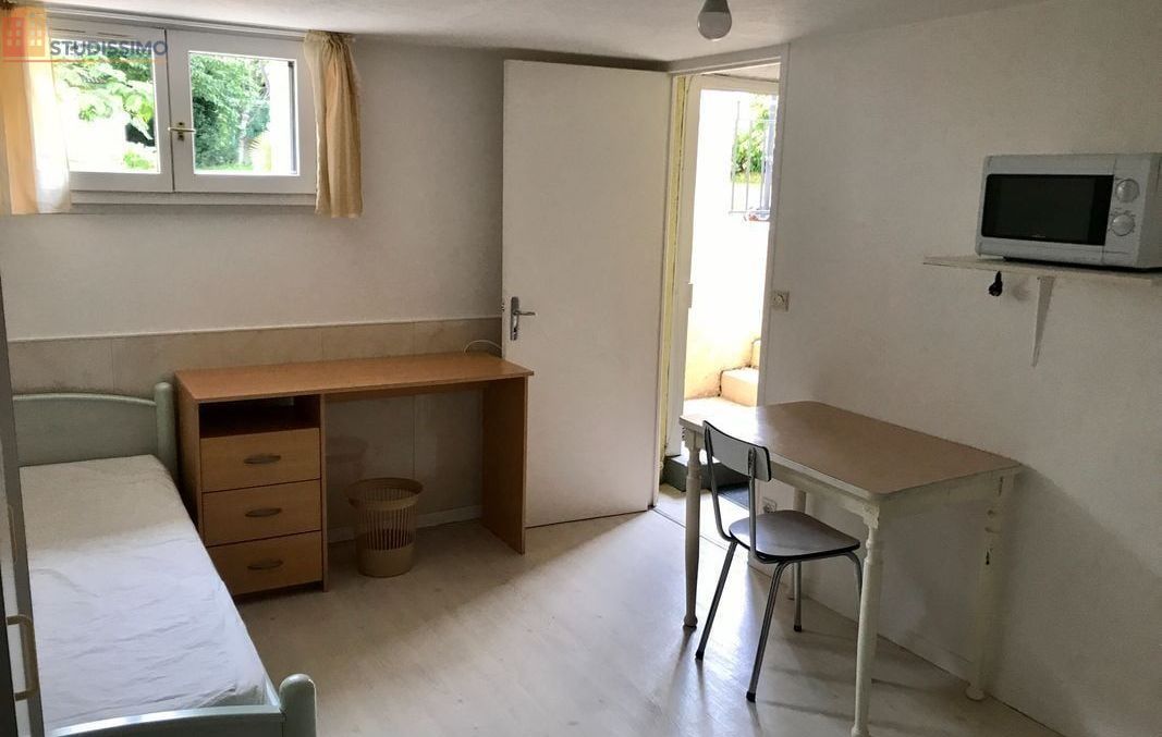 Studio meublé 13m² Rennes - Proche gare Sud - Photo 1