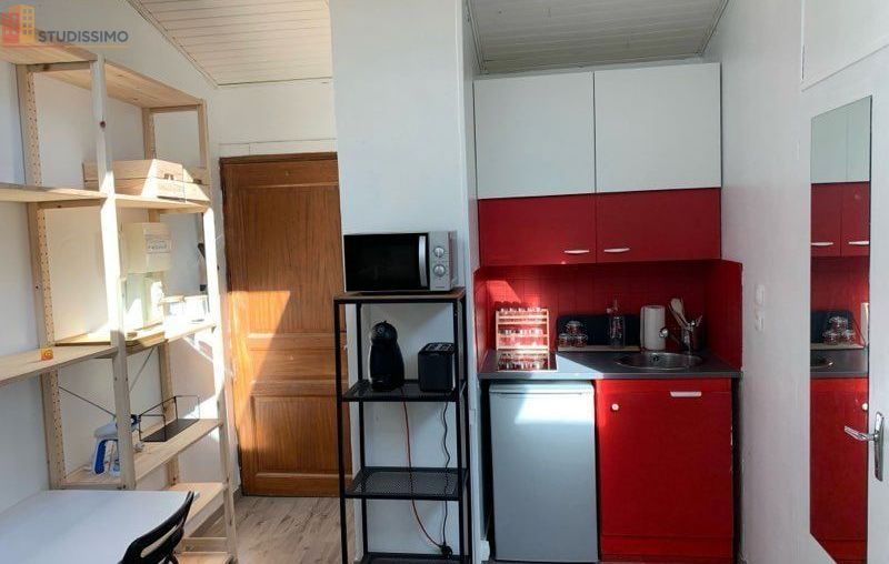 Studio meublé 15m² Bordeaux centre - Calme, 3e étage - Photo 1