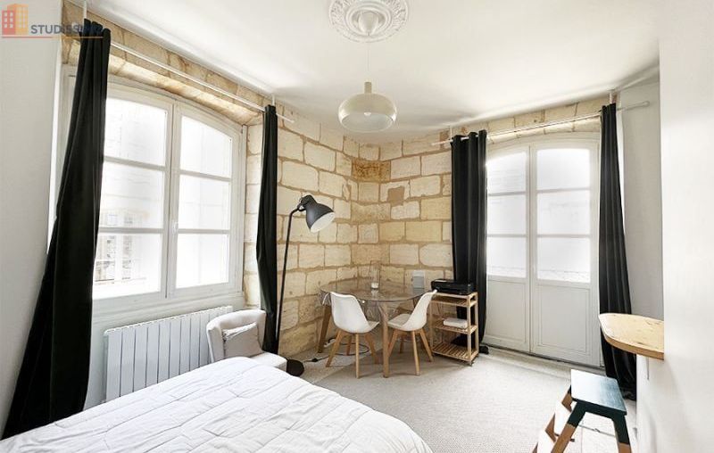 Studio meublé 20m² Bordeaux centre - Vue Garonne, balcon - Photo 2