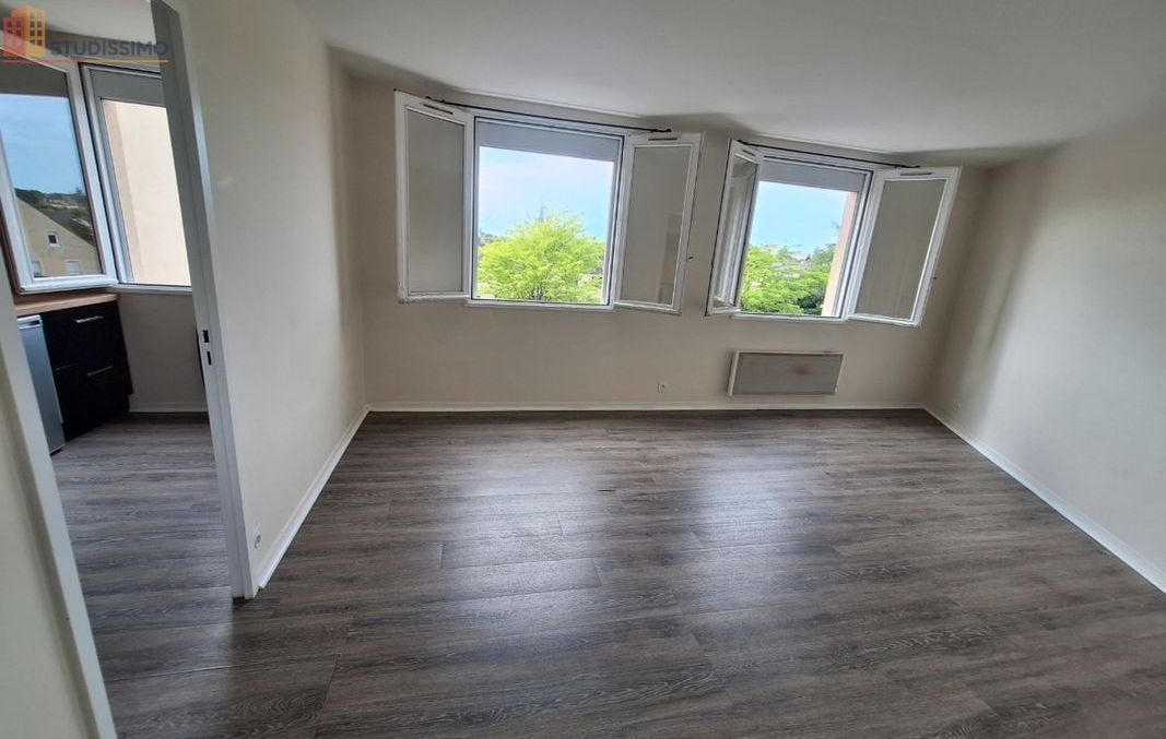 Studio 38m² Châteauroux - Bord de l'Indre, lumineux - Photo 2