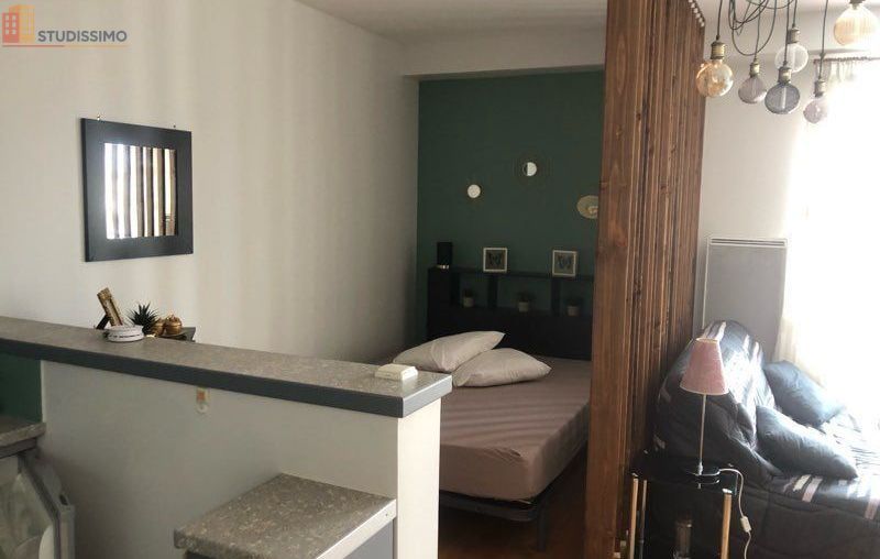 Studio meublé 37m² Châteauroux centre - Place de parking - Photo 2