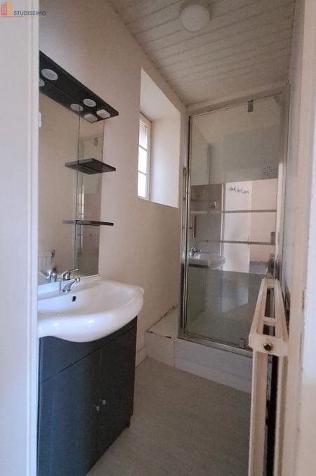 Studio meublé 21m² Châteauroux centre - Meublé, lumineux - Photo 2
