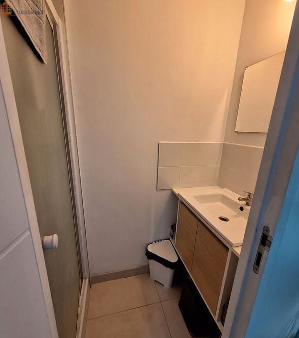 Studio meublé 20m² Bruz - Calme, proche commodités - Photo 2