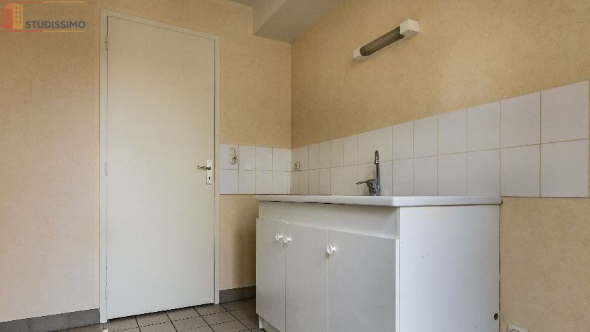 Studio 40m² Thevet-Saint-Julien 36400 - lumineux, 1er étage - Photo 1