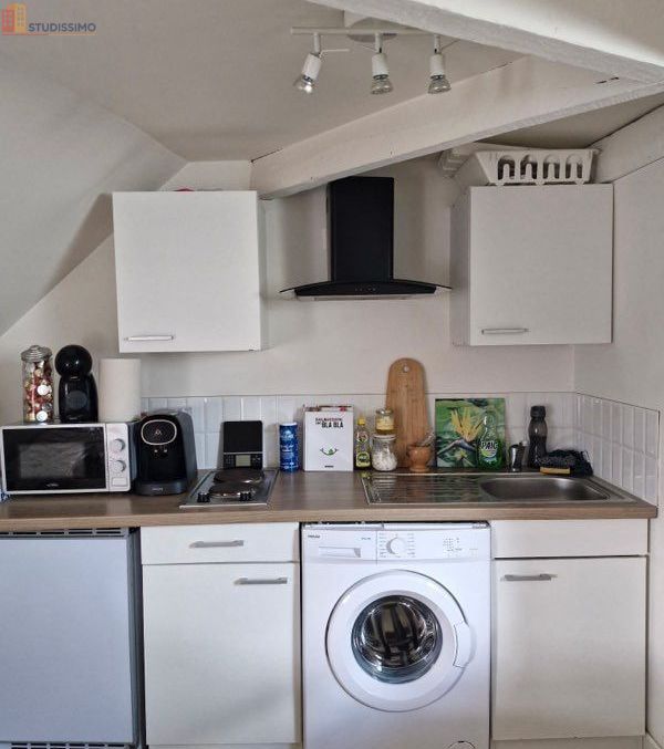 Studio meublé 16m² Châteauroux - Sous combles, lumineux - Photo 2